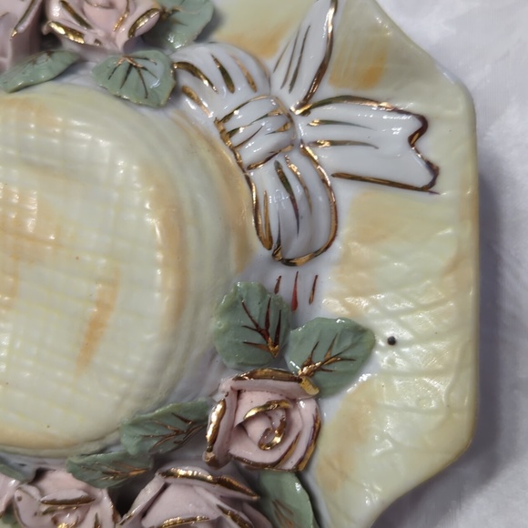 Ceramic Hat Wall Hanger with Pocket - Picture 10 of 12